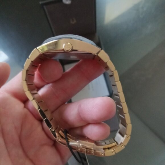 Bulova gemini gold tone watch - Picture 3 of 6